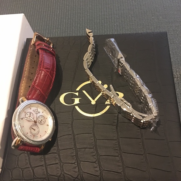 GV2 Chronograph Watch 37mm Marsala Two tone - Picture 4 of 6